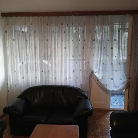 Amalija Apartman Apartment Tuzla